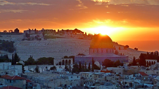 Sonnenuntergang über den Dächern von Jerusalem, Israel